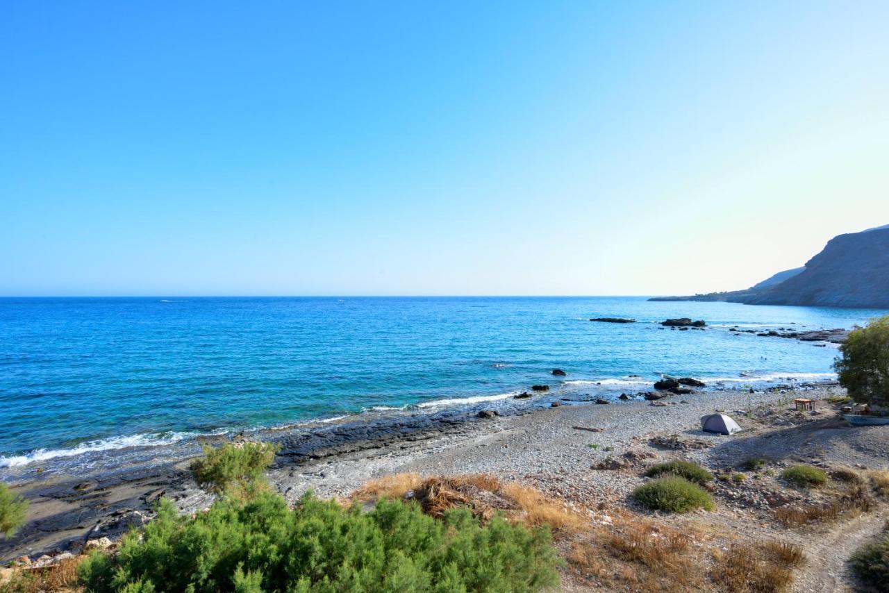 Taverna Akrogiali Loutro Esterno foto