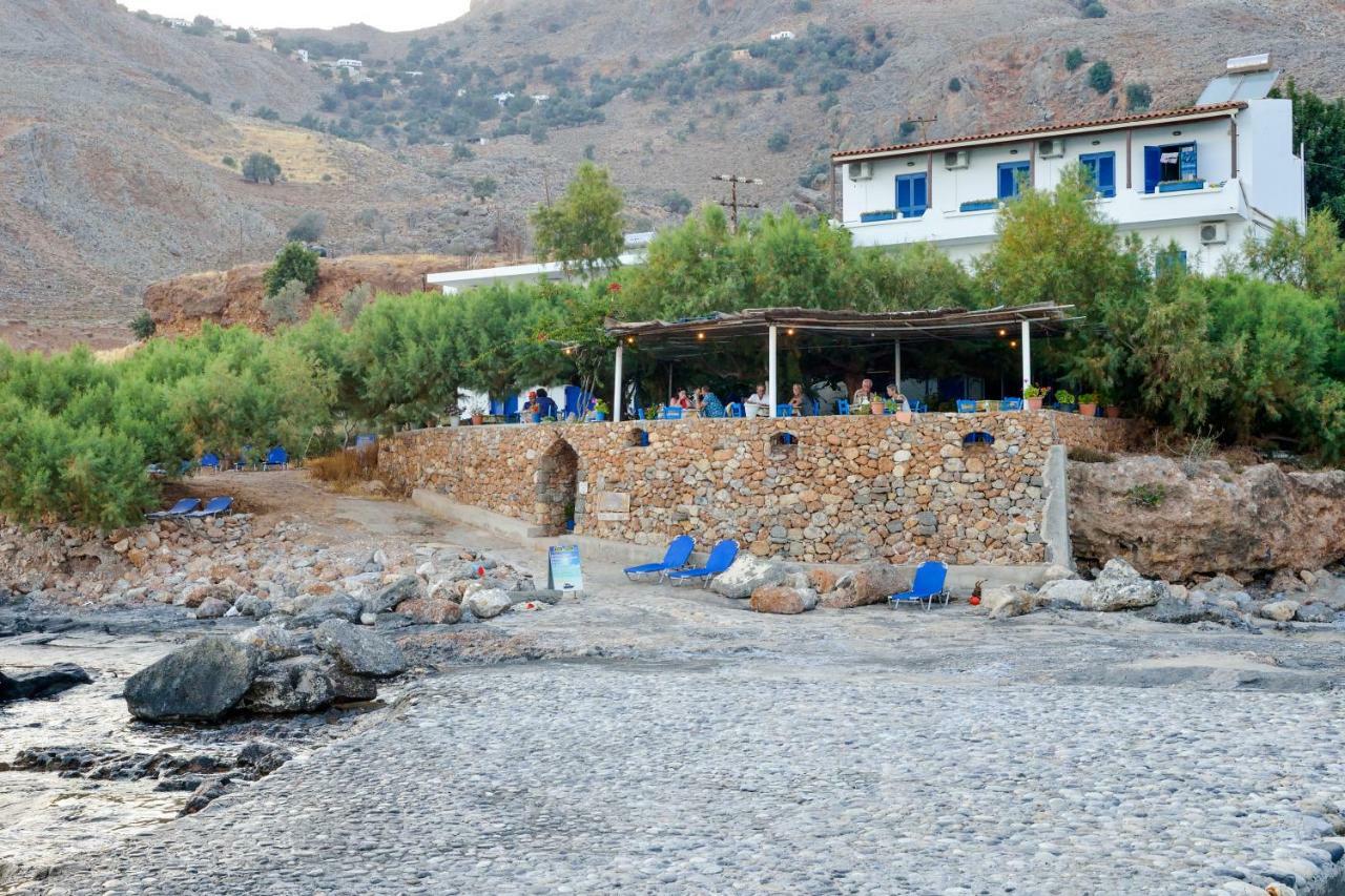 Taverna Akrogiali Loutro Esterno foto